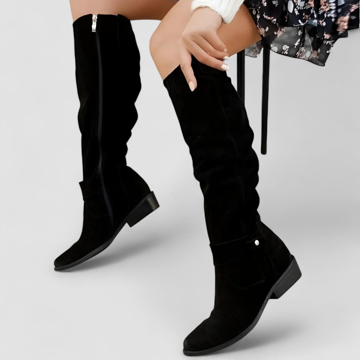 Charlotte | High suede boots