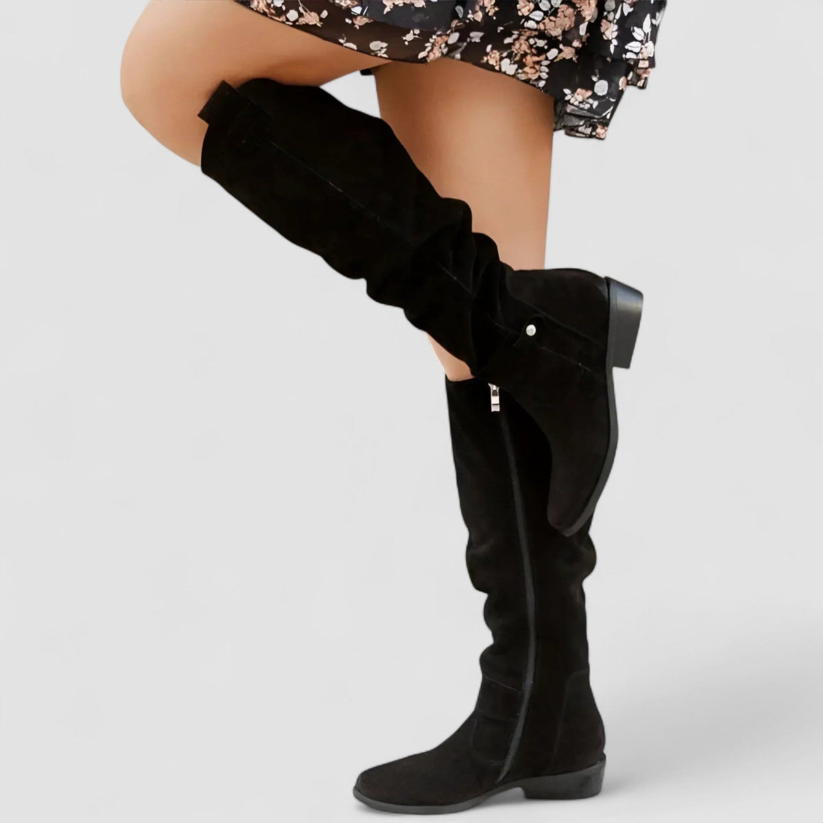 Charlotte | High suede boots