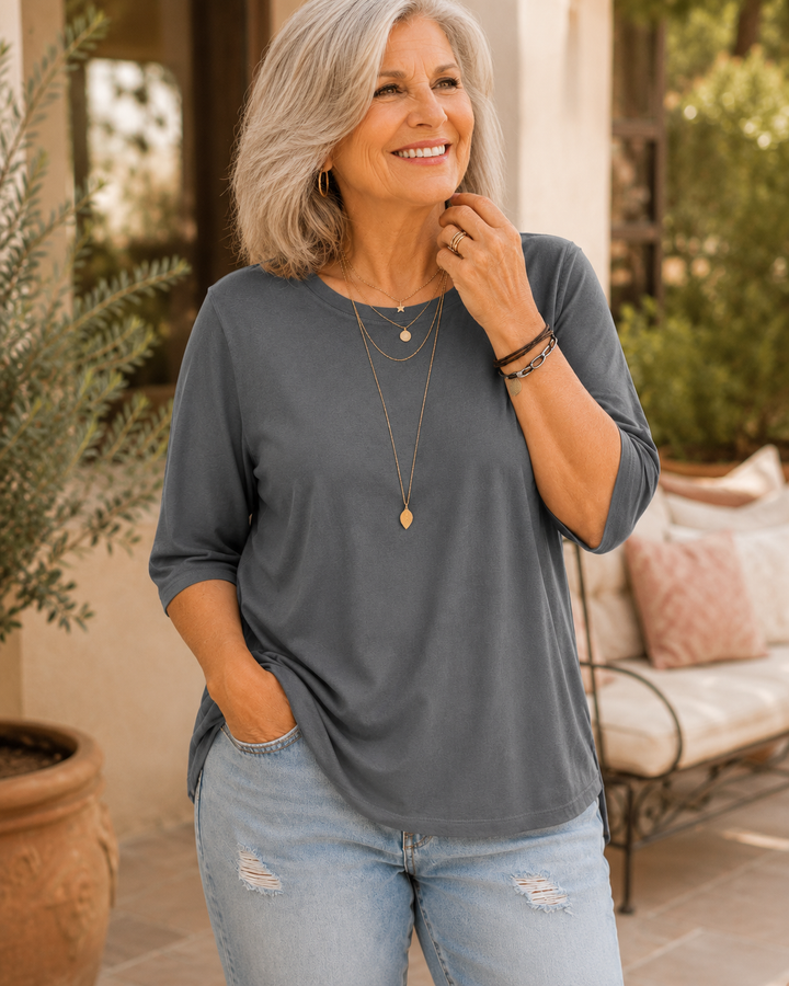 Calvera | Comfort Coverage Tee